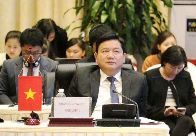 มาตรการผลักดันการดึงดูดเงินทุนเพื่อพัฒนาโครงสร้างพื้นฐานการคมนาคม